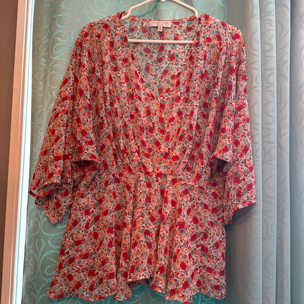 Floaty floral short sleeve shirt